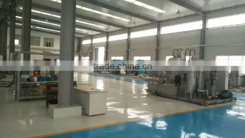 Single tank steam cleaning machine for cars