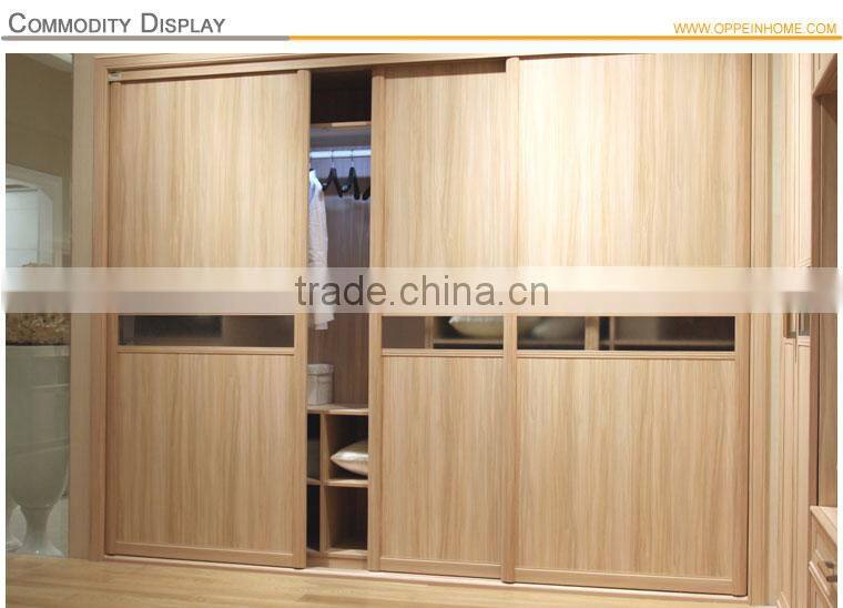OPPEIN Sliding Door Wardrobe with Glass