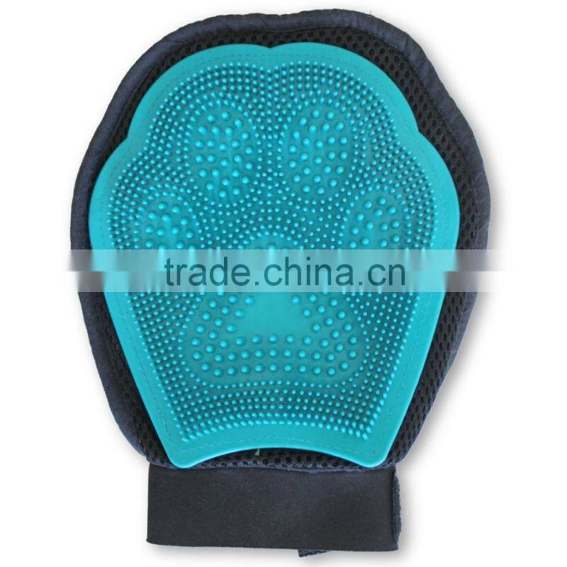 Paw shape TPR grooming for Cat & Dog Right & Left Handed Fit - Eco Friendly - Soft & Gentle Shedding Brush