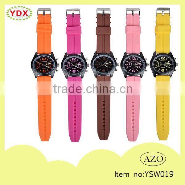 China factory supply waterproof portable hot sell silicon watch