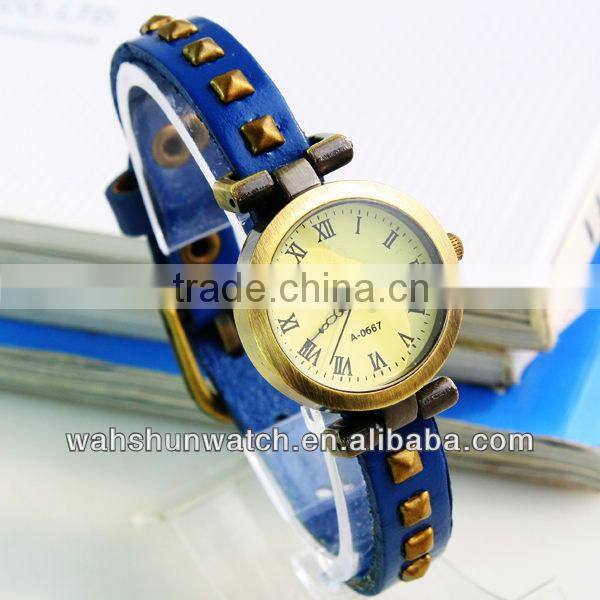 top rated factory direct selling cheap rivets strap women leather watch for gifts