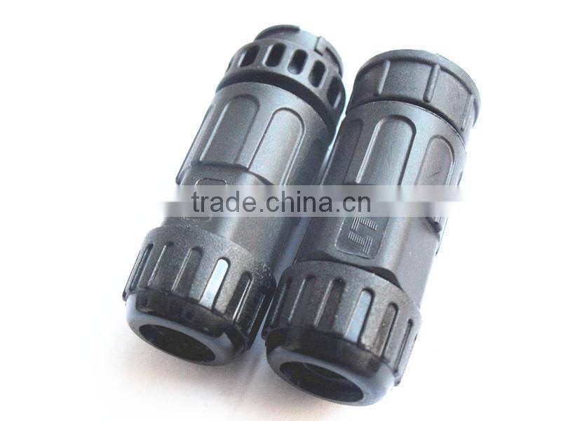 3 poles industrial insulated wire connector water-resistant connector