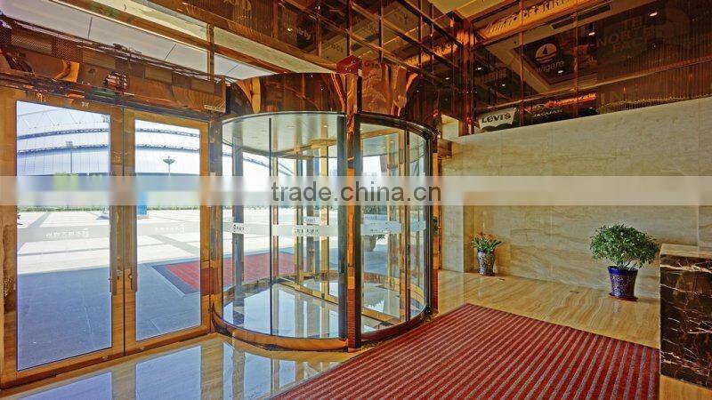 Strong wind centrifugal air curtain