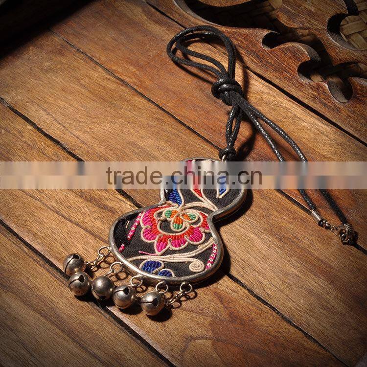 2015 new arrival miao silver necklace gourd shaped women necklace