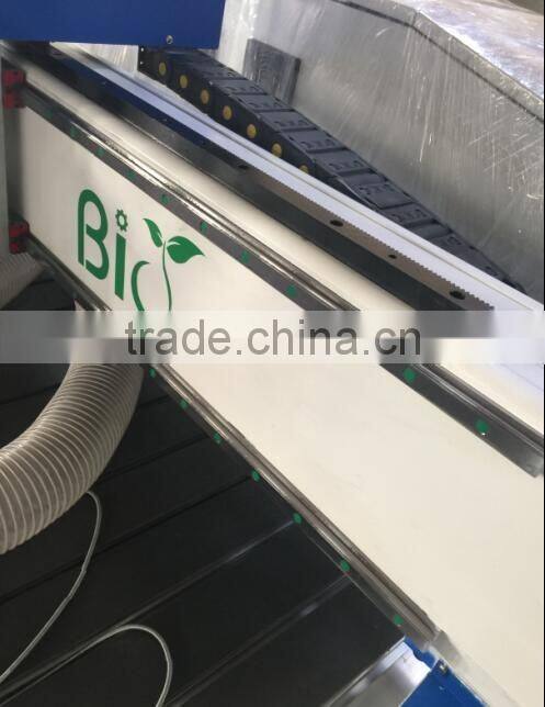 Wood door engraver,cnc router,1325 model HSD air cooling spindle and servo motor