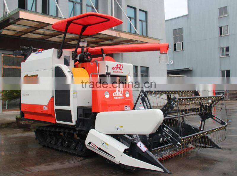 Mini agricultural machine of rice and wheat harvester