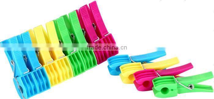 Powerful Colorful Plastic Pegs