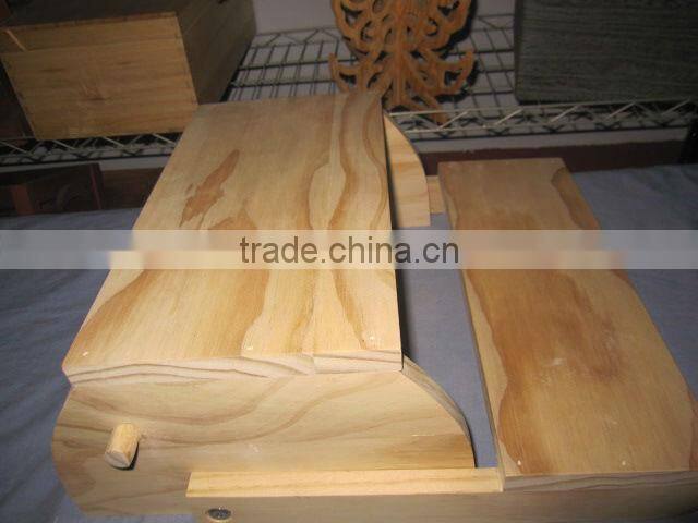 2015 Bedroom, living room corner faceplate shelf