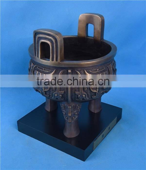 Chinese Classical Bronze tripod small/China bronze artwork tripod/Bronze Decoration Classical