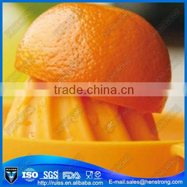 2015 Popular silicone orange ,lemon squeezer