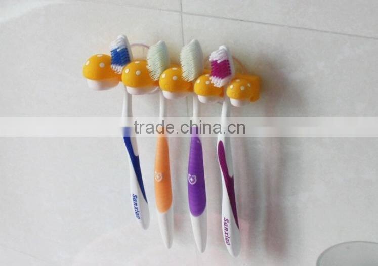 C085 kids Super cute mushroom toothbrush holder