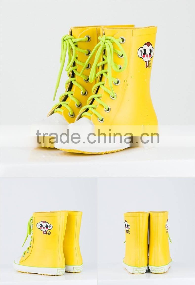 availabe in different colors cute rubber boots for boys and girls with laces