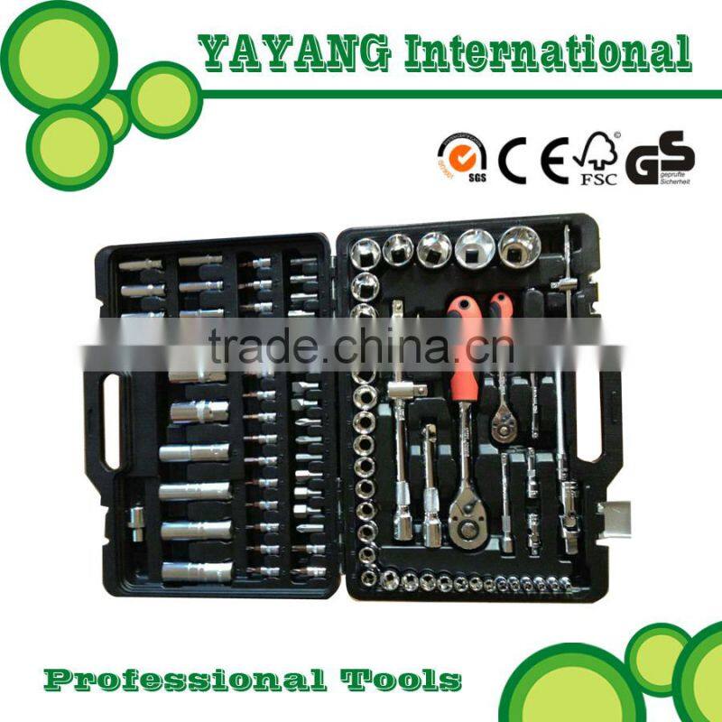 Ratchet Wrench tools set in tools box distributor