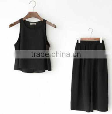 2016 New Fashion Girls Suits 2 Pieces Round Collar Sleeveless Tops+Slim Thin Korean Style Ultra-wide-leg Loose Trousers