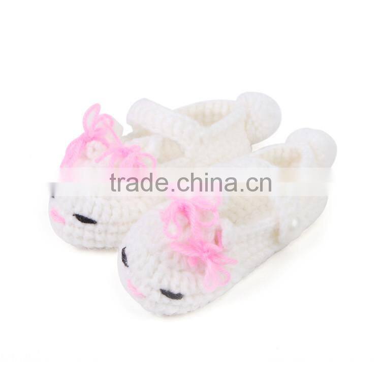 Pompon and Cute Cat Style Crochet Pattern Free Baby Shoes
