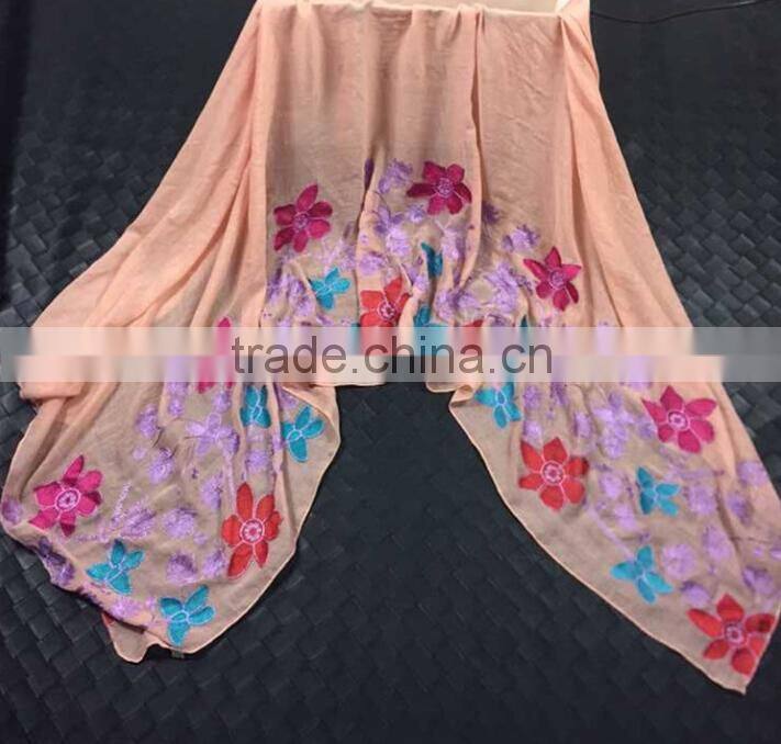 New Style Viscose Colorful Flower Fashion Woman Shawl Embroidery Designs