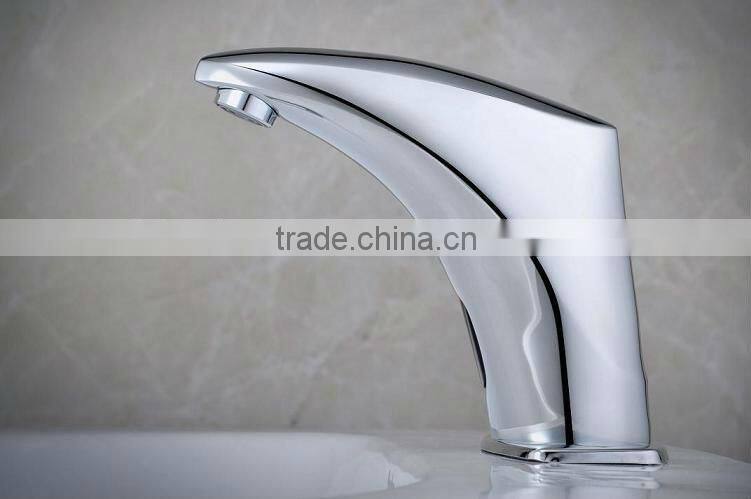 Automatic Touchless Self-Controled Faucet