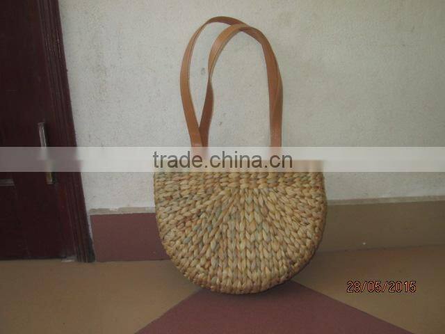 Beautiful water hyacinth handbag, useful water hyacinth bag with handles, attractive looking, good price
