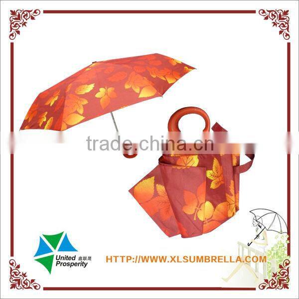 leaf print plastic handle 3 fold maple umbrella
