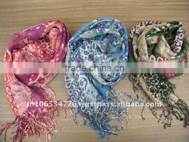 Women Scarf with hot Flower Pattern/Viscose Scarf