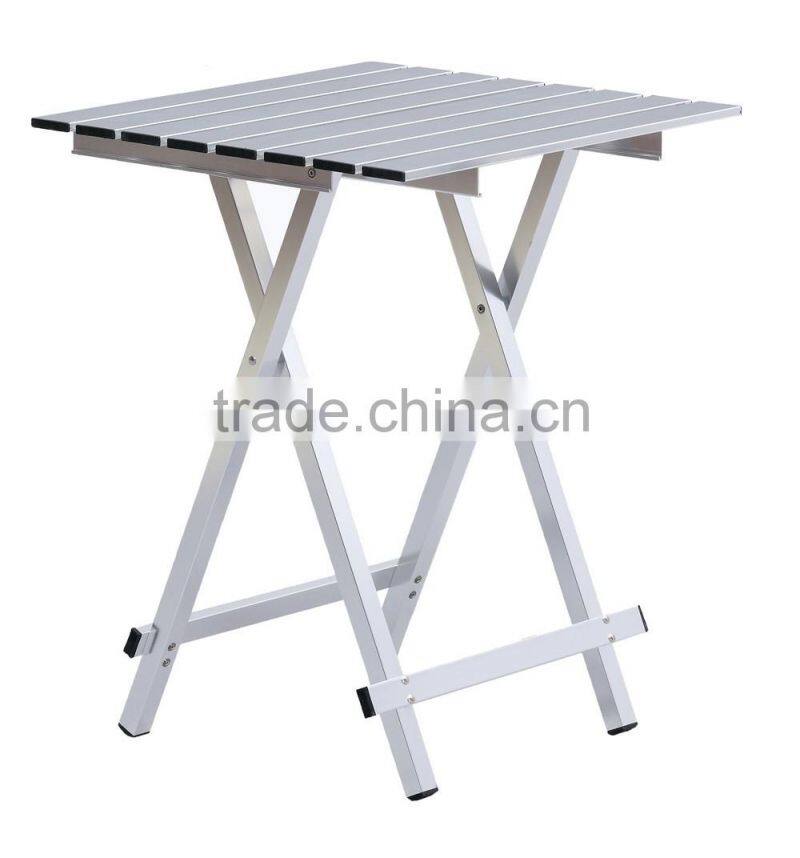 Easy carrying aluminum folding table