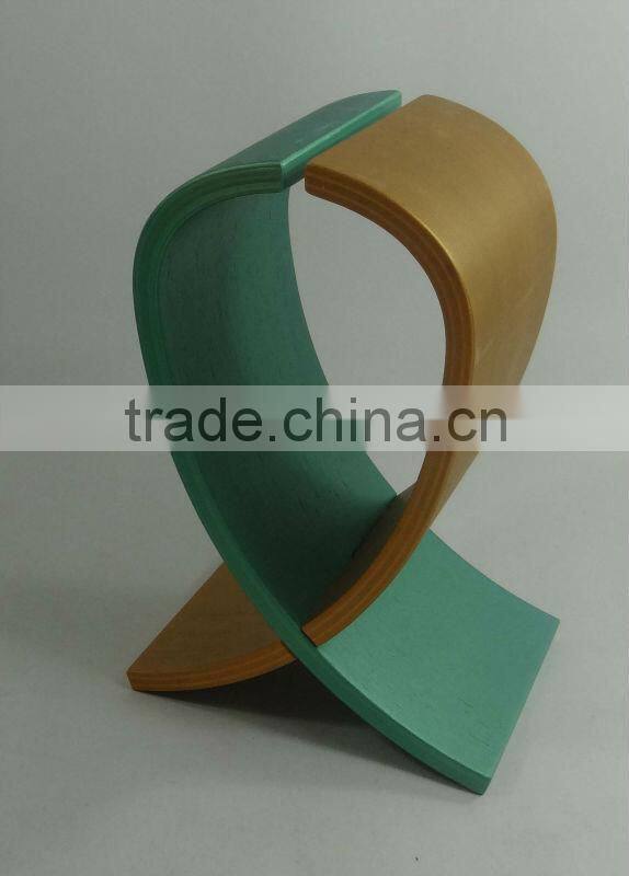 Detachable Wooden headphone display strut