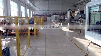 HR 1G-18S Fully automatic rotary hot melt roll gluing bottle labeling machine