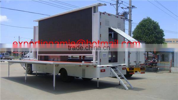 factory sale Euro4 diesel 95hp 4x2 two side mobile led truck