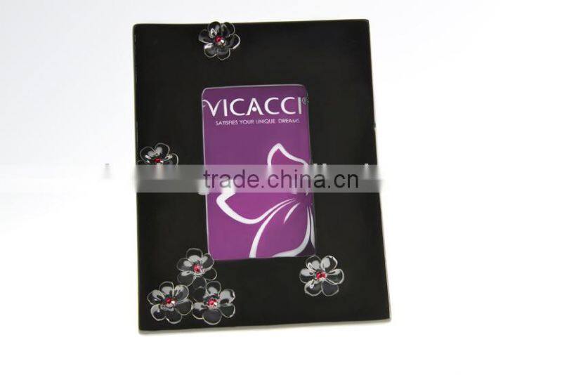 Hot Sale Polyresin Shinny Black And White Photo Frame Made with Swarovski Elements