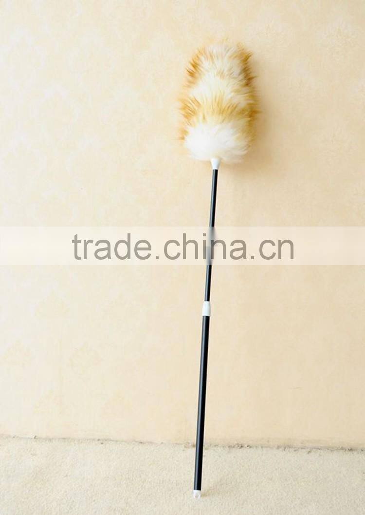 scalable plastic handle wool duster