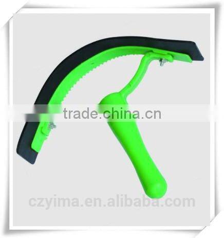 Plastic horse sweat scraper with comb