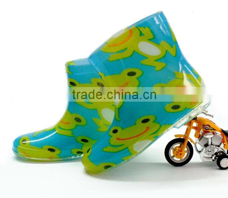 Cartoon children shoesTransparent pvc children boots