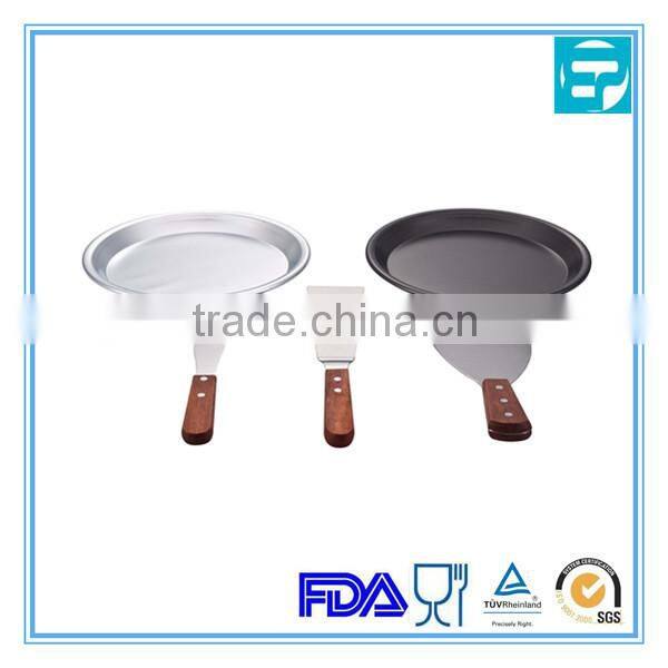 stainless steel baking tools and non-stick roasting pan