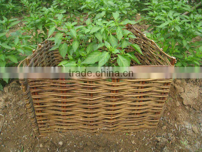 Garden willow planter for flowers
