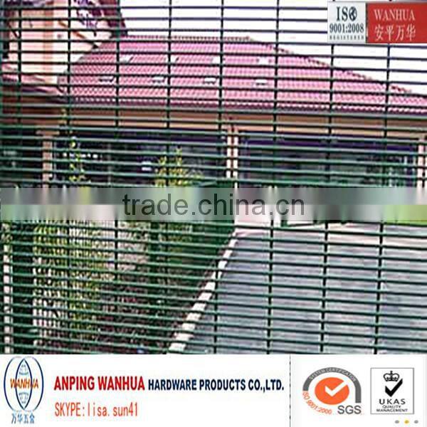 Anping Wanhua--China supplier pvc coated 358 outdoor fence