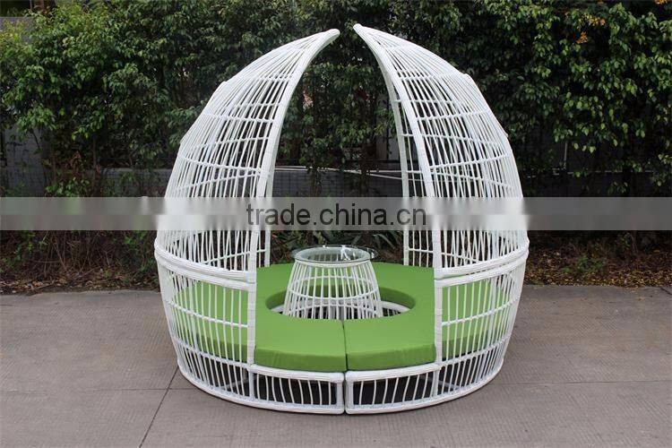 Rattan wicker furniture round gets stuck sofa