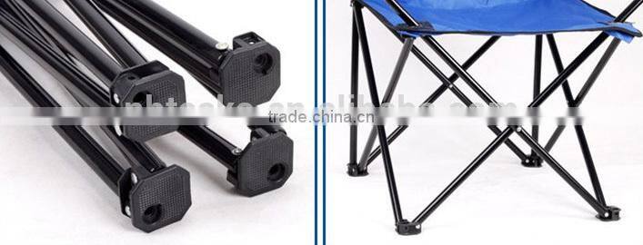 Folding beach chair with arms