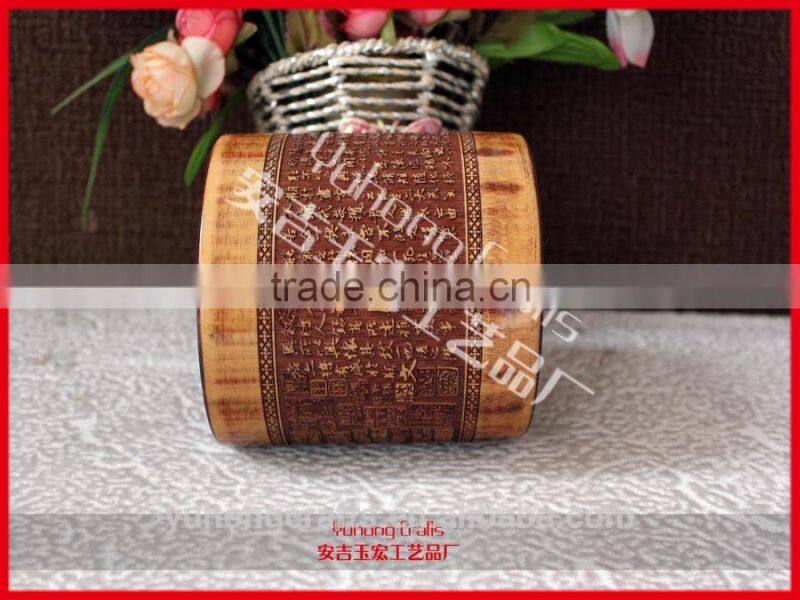 Big and natural pen holder