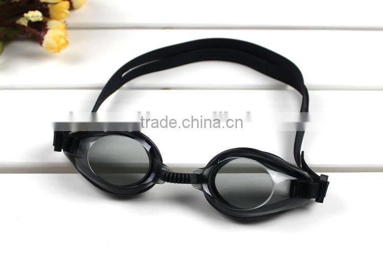 2016 Wholesale Silicone New Design Sports Anti Fog Swimming Googles