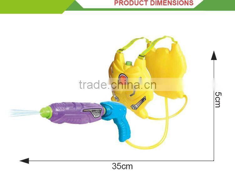 2016 latest summer game plastic water gun with backpack for children
