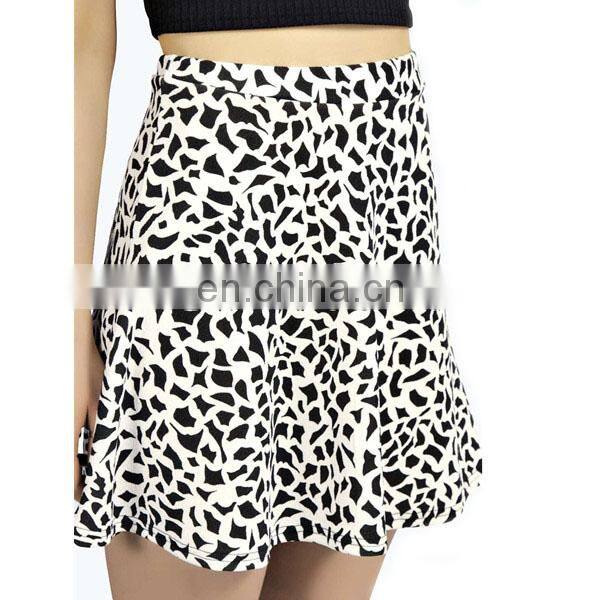 Latest fashion trend printed short skirt for woman
