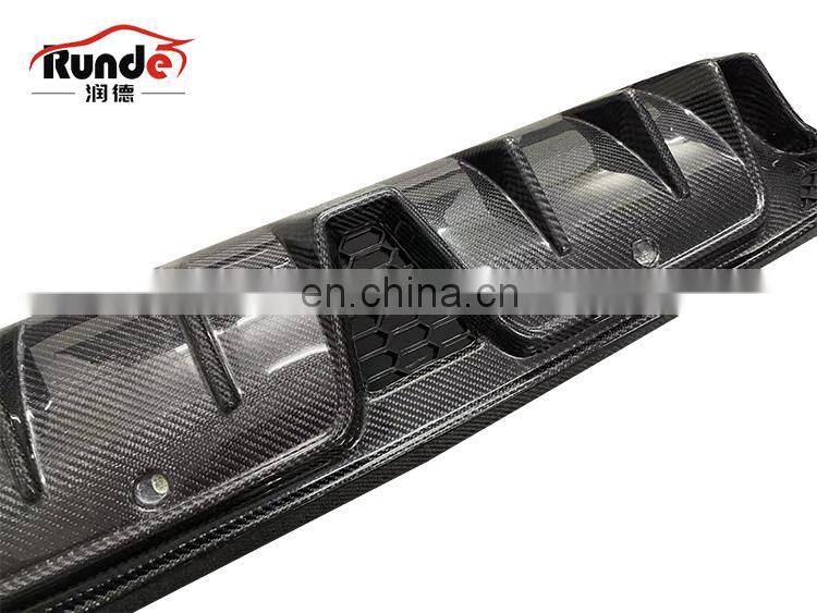 Runde Car Modification Carbon Fiber Material Rear Lip Exhaust For Mercedes-Benz W205 C200 C260 C300 C63AMG rear lip exhaust