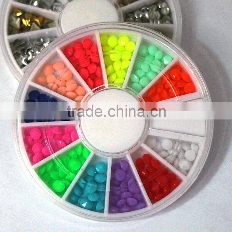 Various Design Nail Wheel Cheap Price Nail Art Decoration Box