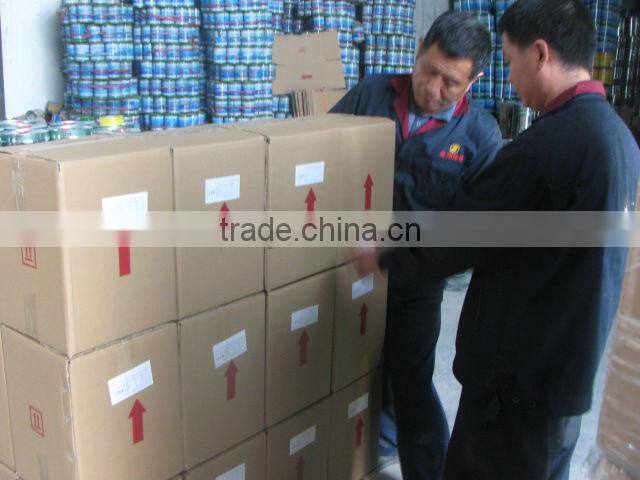 Reddish insulating electric varnish