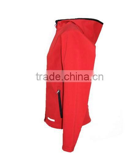 Dalian Manufacture Top Quality New Design Fashionable Wind proof Softshell Clothes