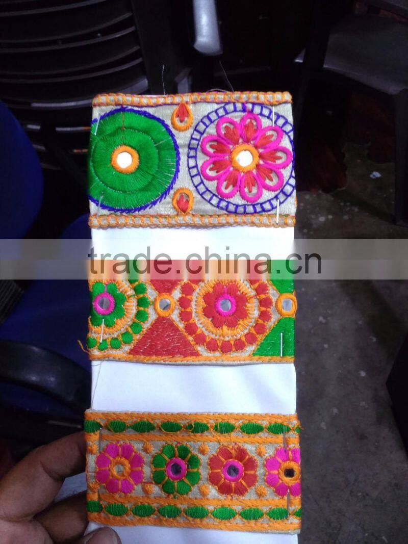 New Design Embroidery lace fabric for garment