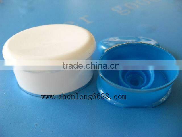 plastic shampoo bottle cap