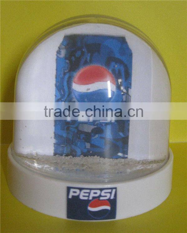 Plastic snow globes with photo insert