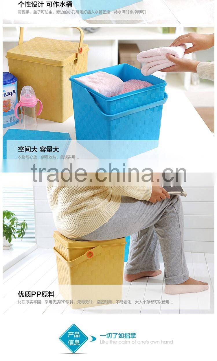 Wicker style Square water pail plastick bucket with lid and handle