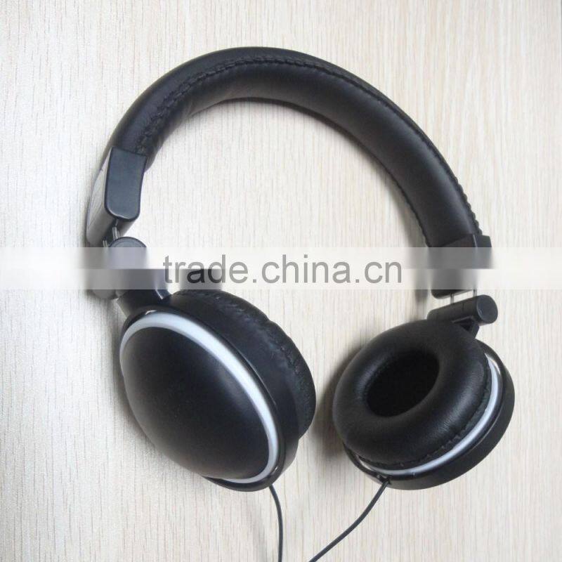 colour china headphone with 3.5mm jack